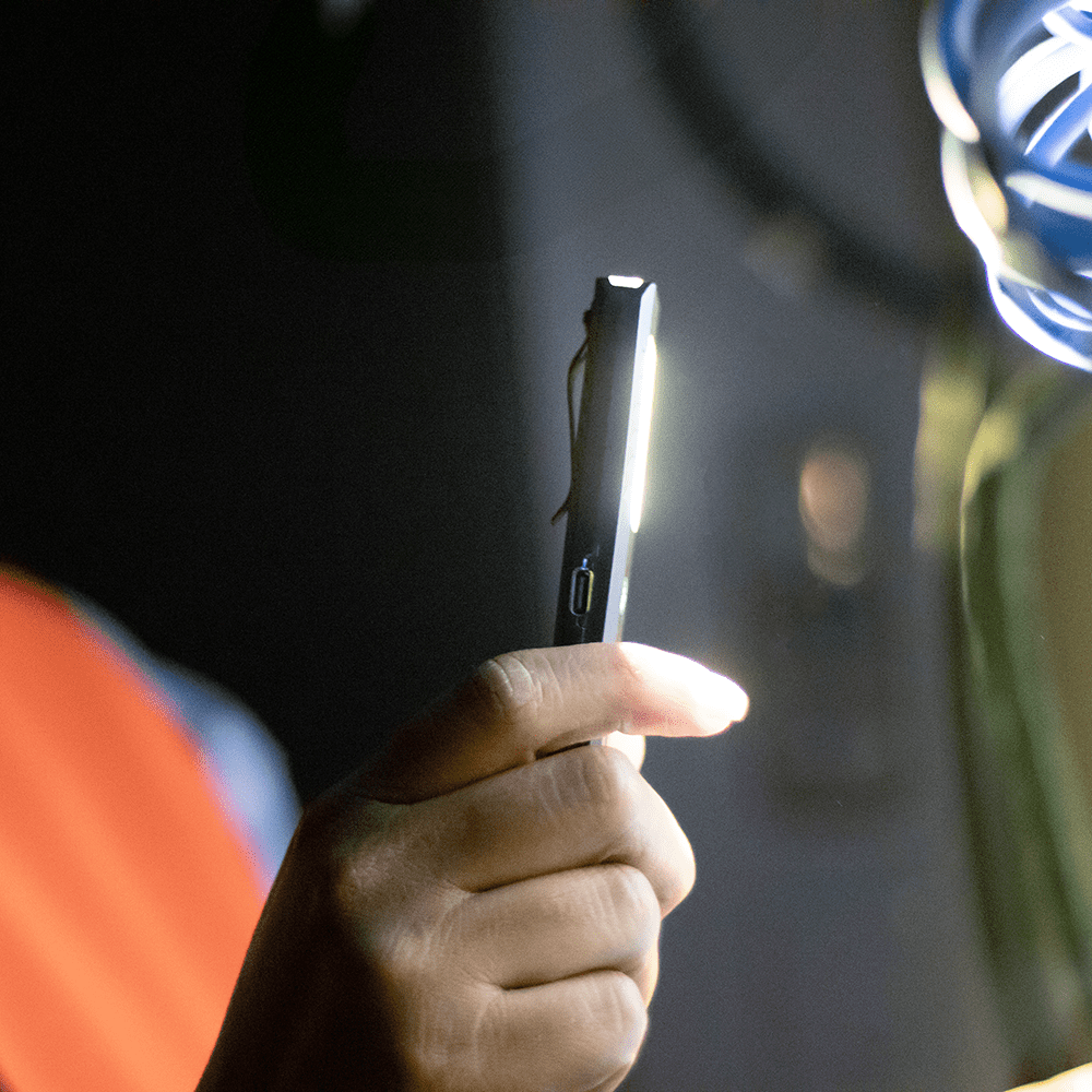 Rechargeable Work Light - Image 2